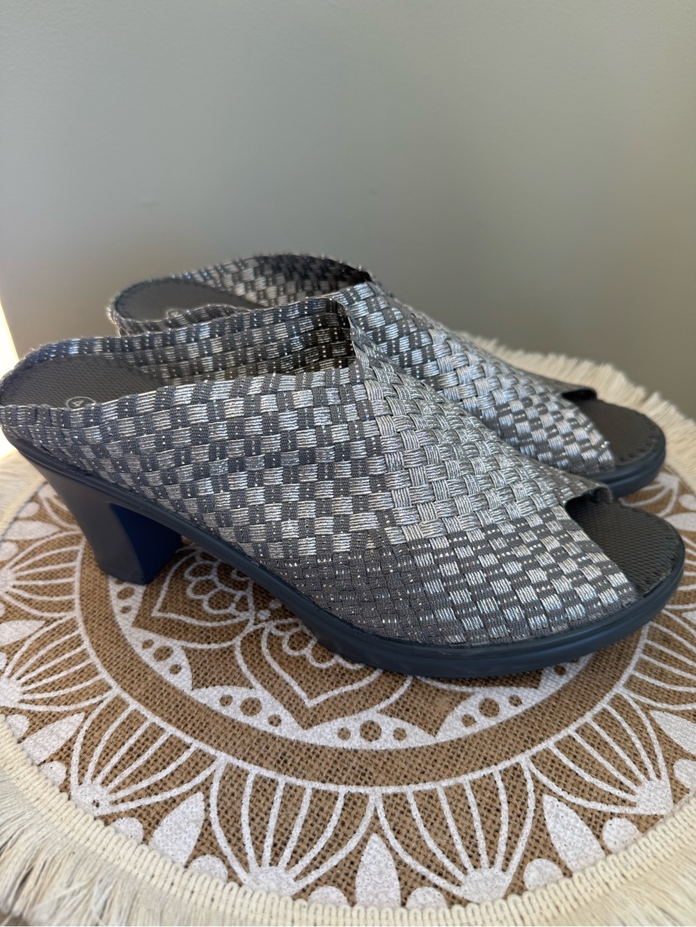 BERNIE MEV.  Women's Woven Comfort Slide Sandals HEELS Silver GREY Size 41